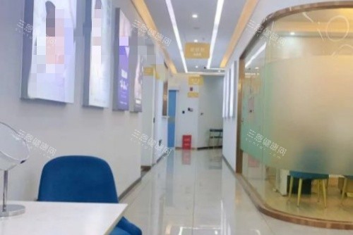 岳阳禾美荟医疗美容整形内部过道环境 岳阳禾美荟医疗美容整形内部过道环境
