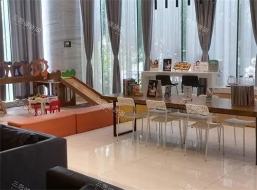 深圳同步齿科环境图