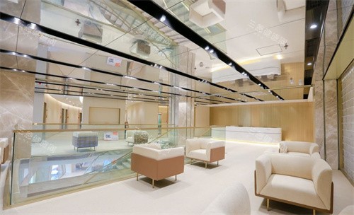 深圳富华整形等候区环境