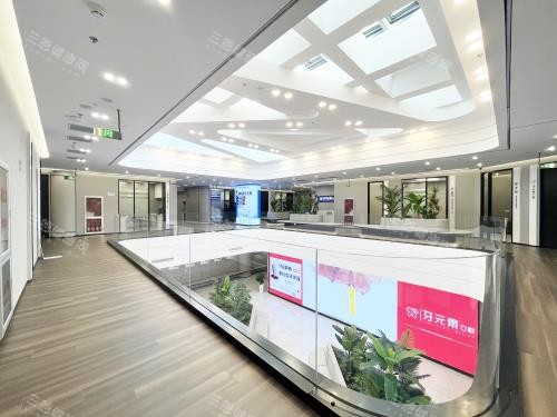 北京牙元素口腔二楼CT室前 北京牙元素口腔二楼CT室前