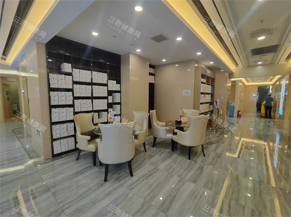 北京劲松口腔总院等候区一角 北京劲松口腔总院等候区一角