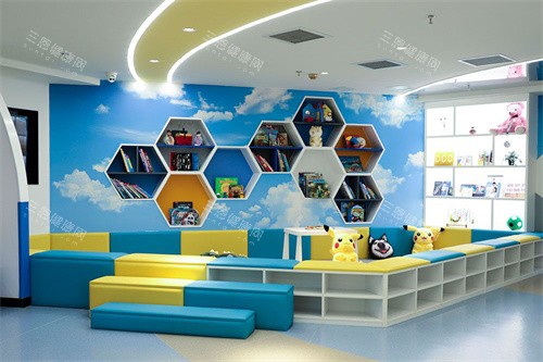 上海鼎植口腔淮海中路店儿童游乐区