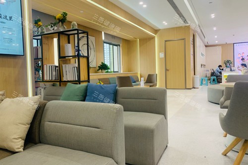 南宁爱尔眼科环境图