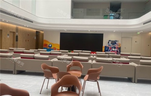 福州普瑞眼科等待区