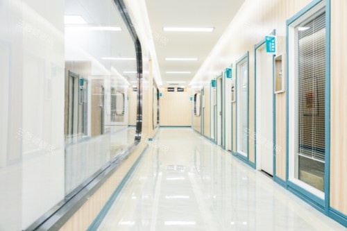 石家庄复明眼科医院走廊 石家庄复明眼科医院走廊
